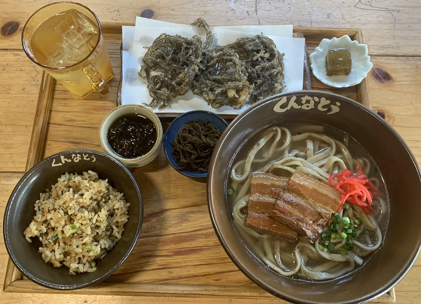 もずくそばの店 くんなとぅ